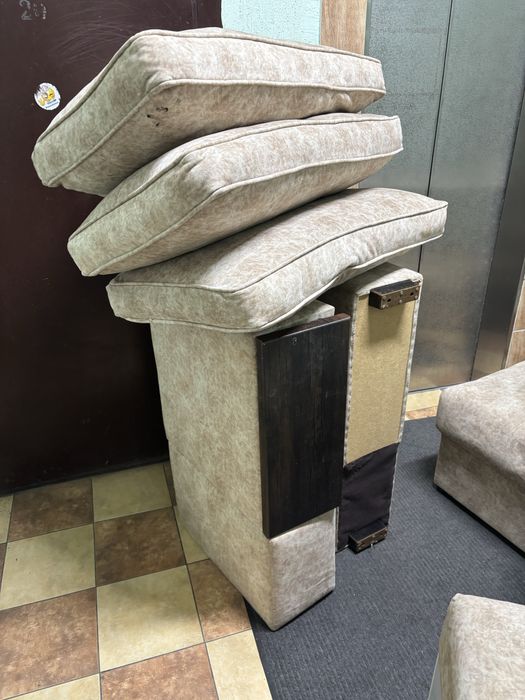 3 метр узындыгы  асты ашылып зат салуга болады