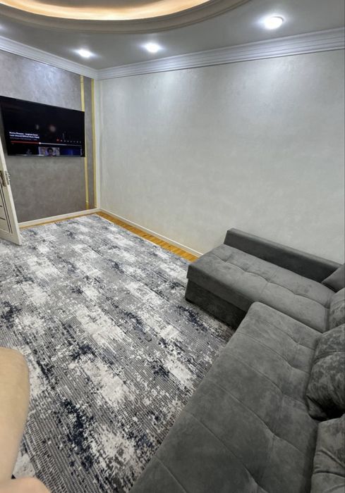 Код 823 Продам 1в2/1/9 ком квартиру Кадышева  ( ипотеку можно)