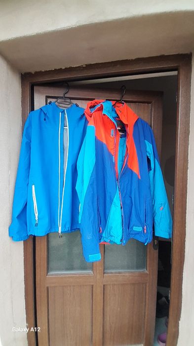 Gecii M bărbații ambele la 250