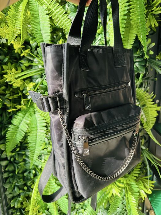 Ghiozdan Zara negru 30x25 cm