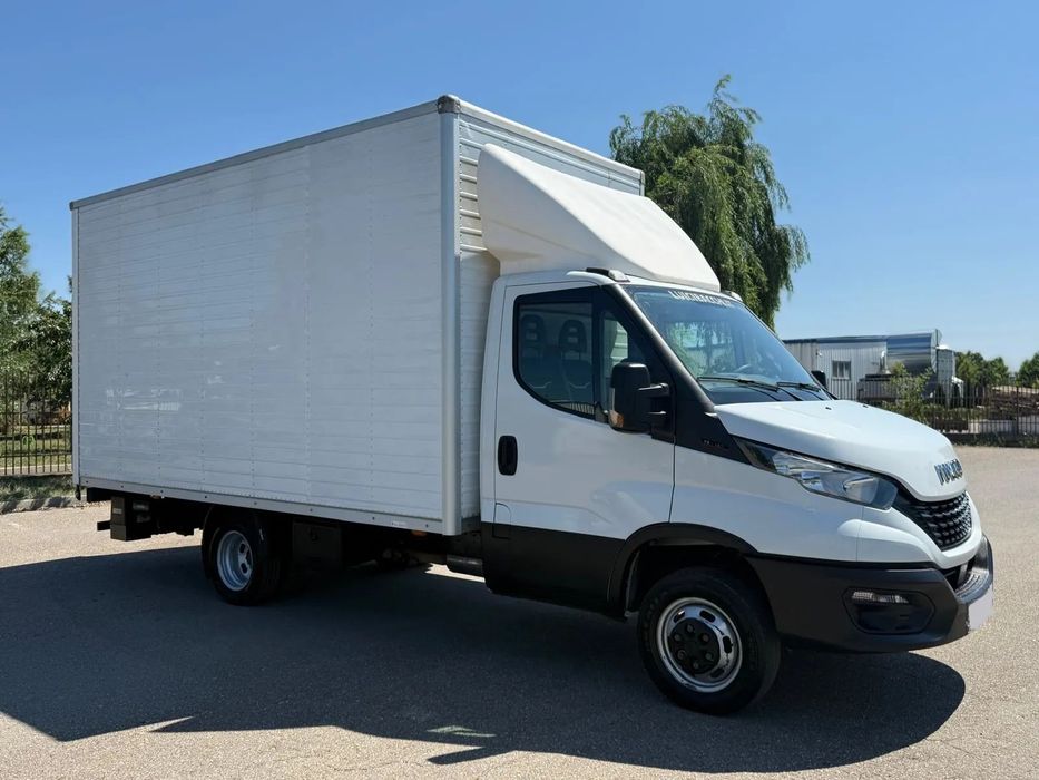 Iveco Daily 35C16 cu lift Sprinter 419-519 2021 3.0HPi 160CP E6 6 trepte AC cat. B