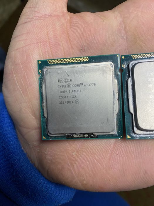 Vând procesor Intel Core i7-3770, perfect funcțional, fără probleme.