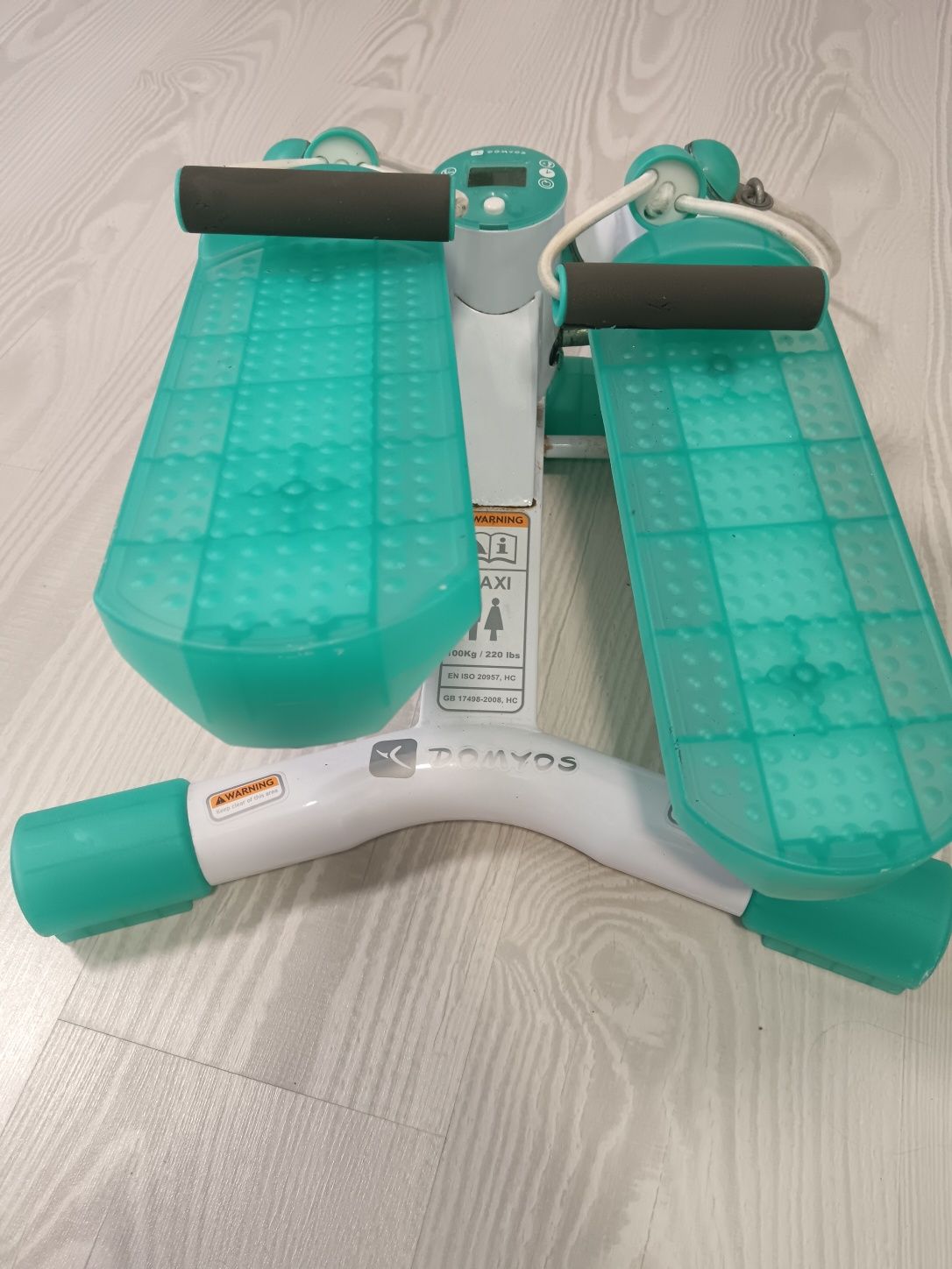 Vand stepper de camera cu corzi