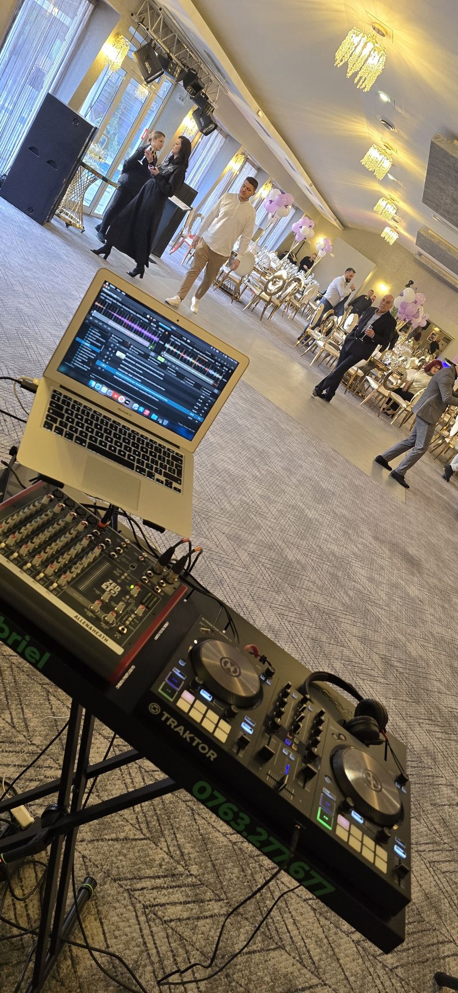 Dj Evenimente Cununie Botez Nunta Corporate  Sonorizare Lumini