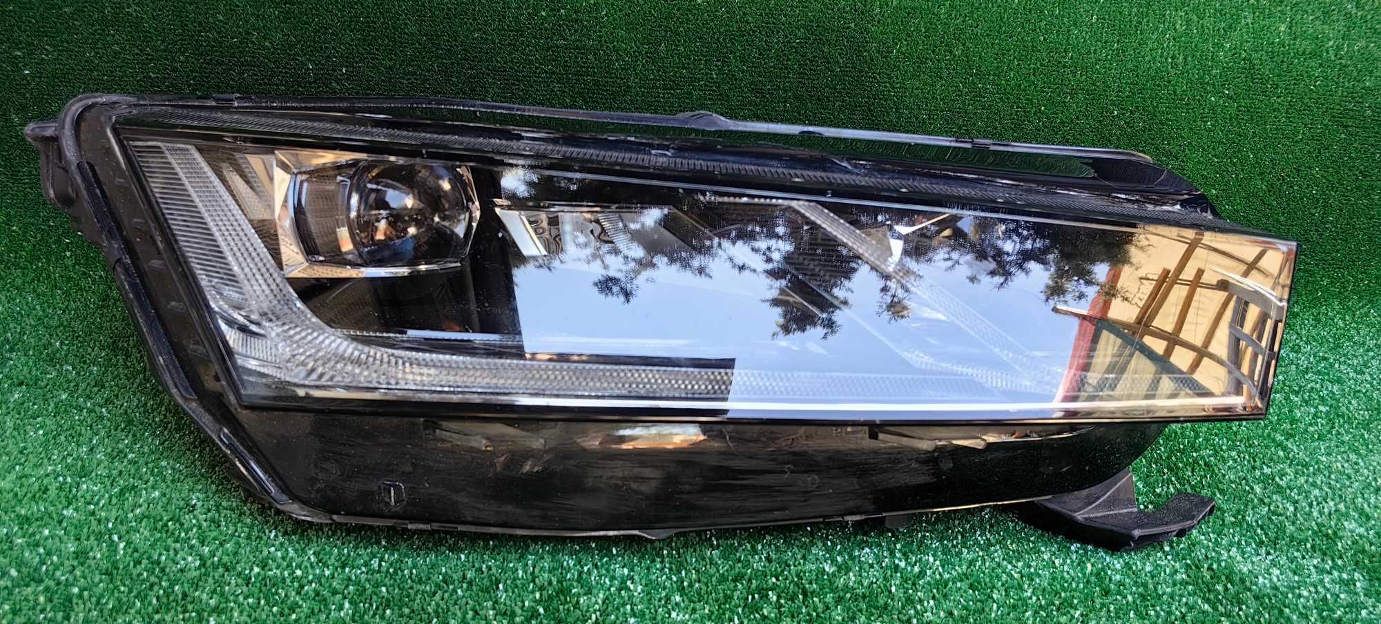 Фар за Skoda Octavia 4 Full LED / Шкода Октавия 4