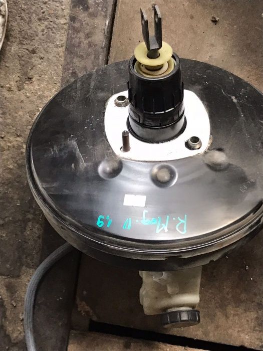 Pompa de frana / tulumba servo frana renault megane 2 1.4i 1.6i 1.5dci