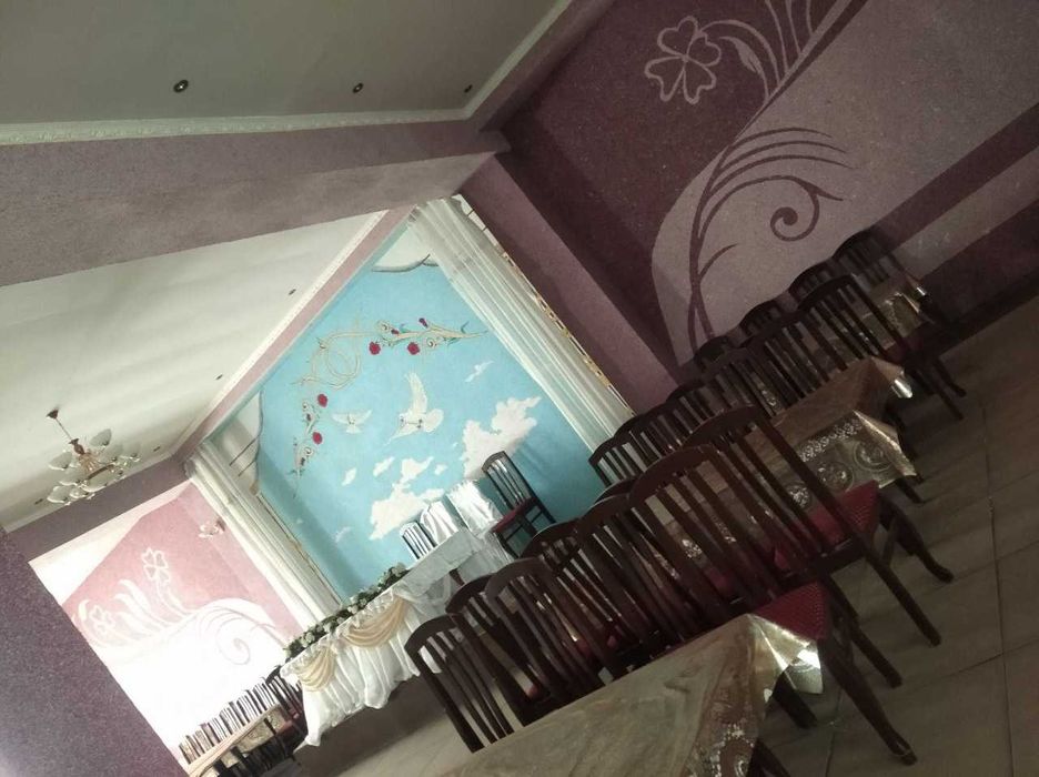 Гулистон-Тошкент трассаси бўйида "Оқ-олтин" МФЙда тўйхона сотилади