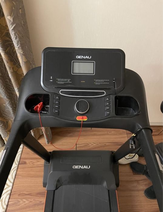 Беговая дорожка Genau