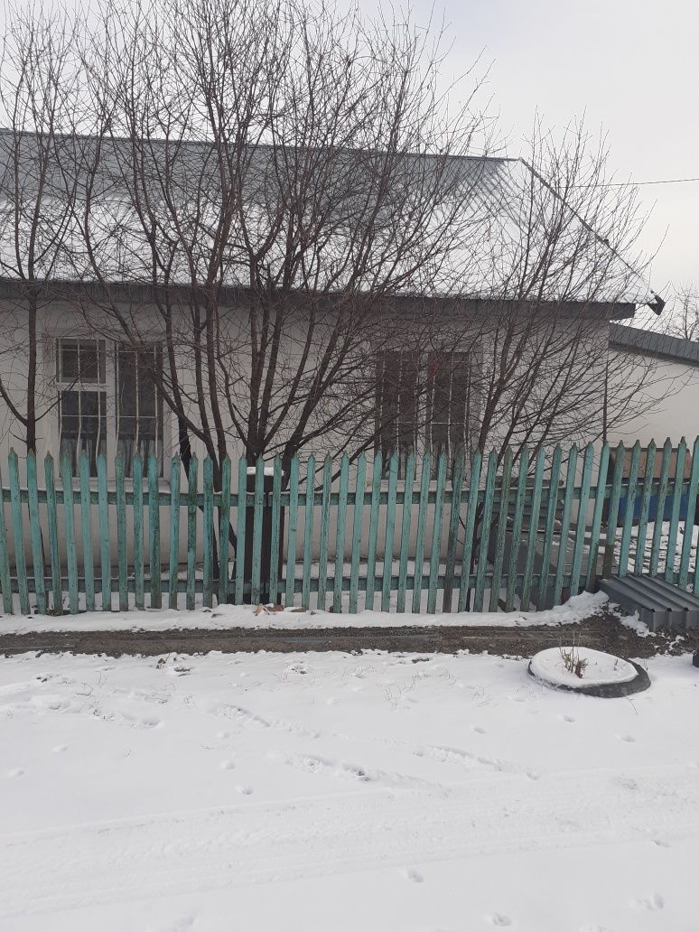 Продам дом из 3х комнат