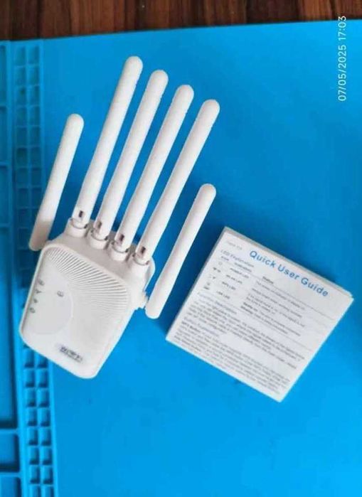 NOU SIGILAT Wifi Extender Repeater 1200mbps 6 antene alb sau negru