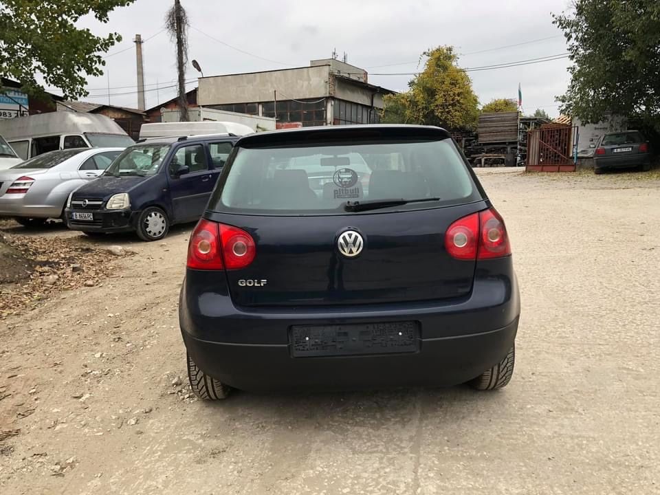 VW Golf V бензин, дизел Фолксваген Голф 5 ‘05г