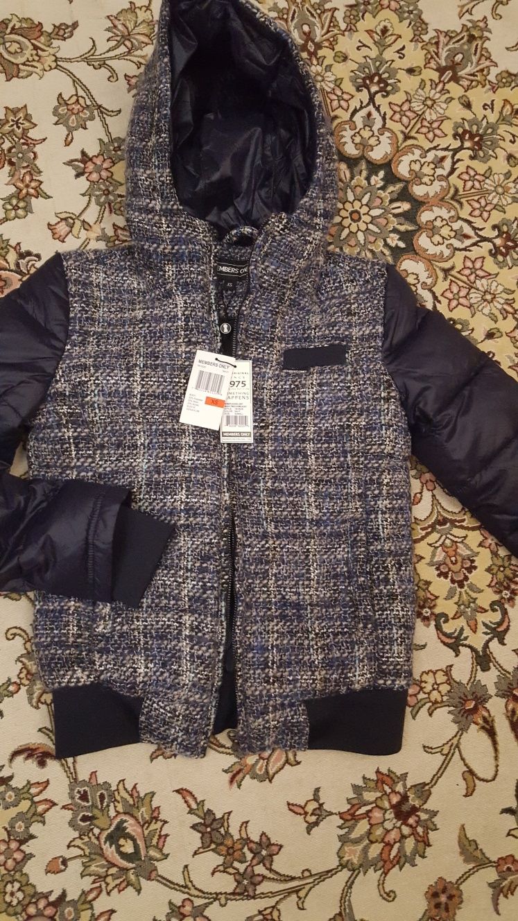 Куртка для мальчика 8000 тенге