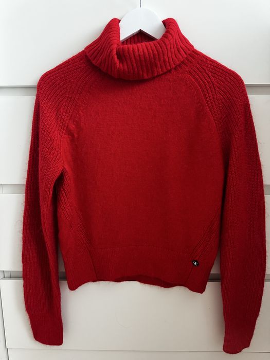 Пуловери Calvin Klein