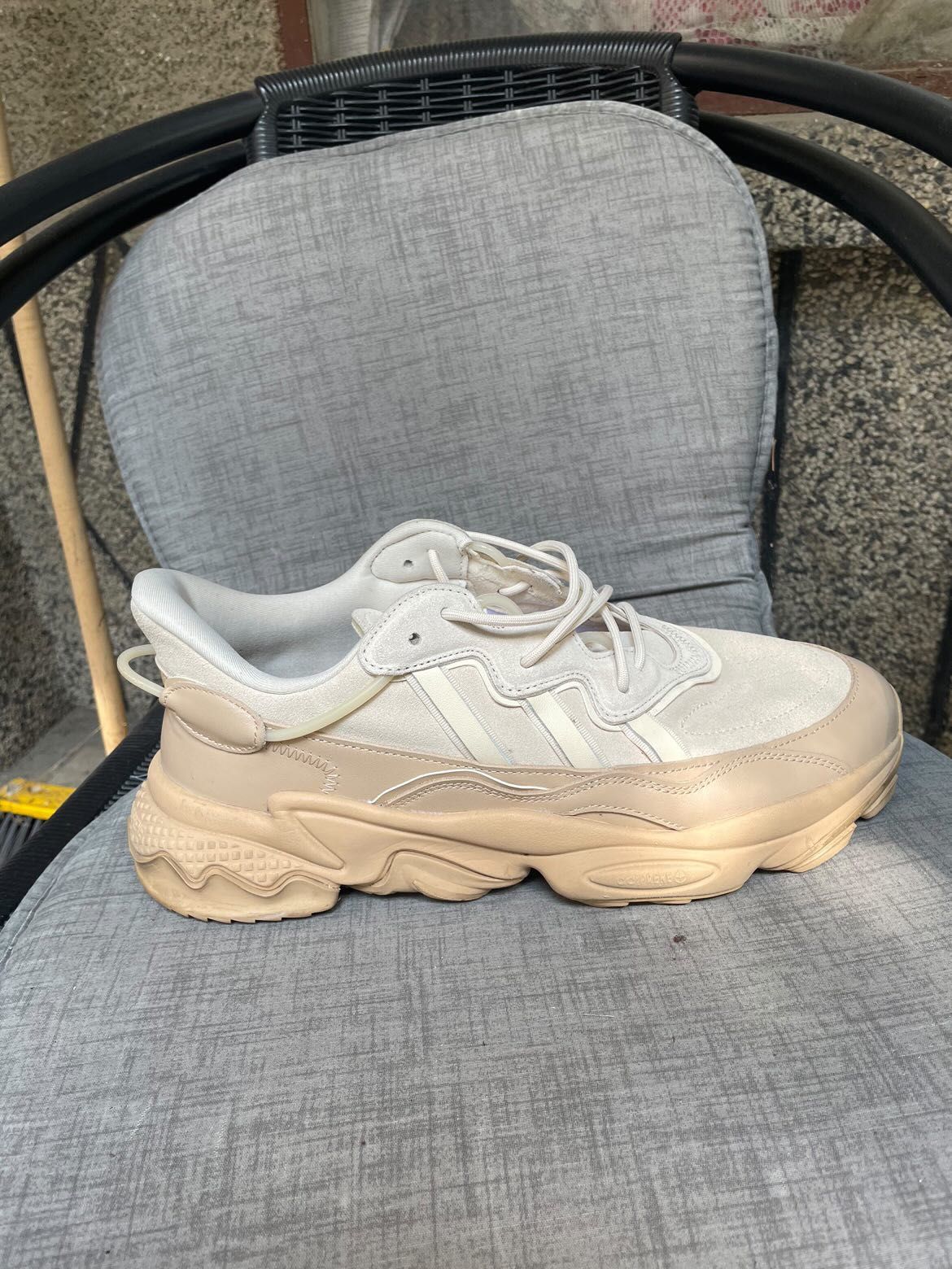 Обувки Adidas Ozweego