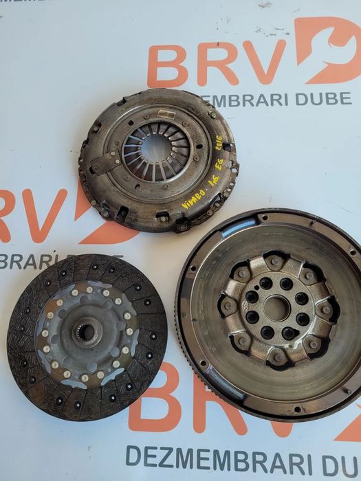 Kit ambreiaj ( Placa + Disc + Volanta ) pentru Renault Trafic / Opel V