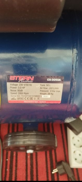 Compresor Stern CO3050A, 3 CP, 50 l, 8 bar, 350 l/min, cu ulei