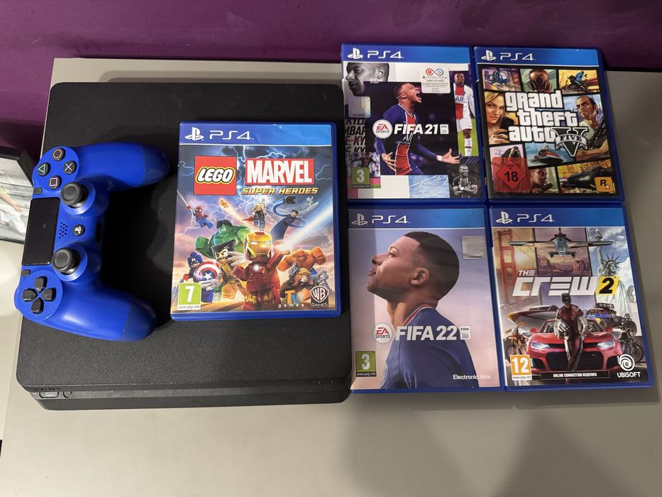 Vand PlayStation 4 slim