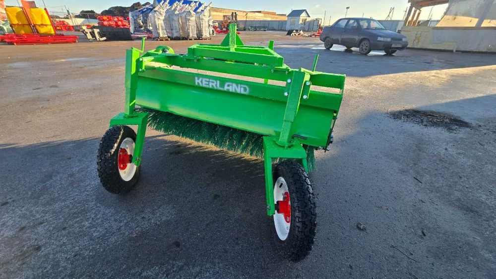 Уборка без лопаты – щетка Kerland МП1600 на навеску ТРАКТОР МТЗ