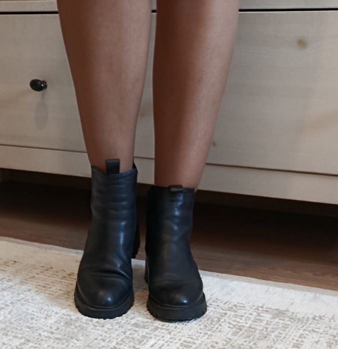 Продам женскую обувь 39 размер