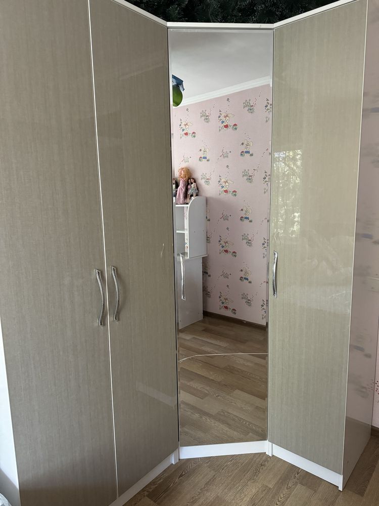 Продаю мебель в хорошем состоянии