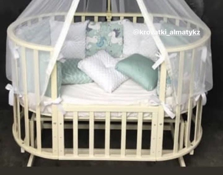 Продам кроватку 5 в 1,качетсво отличное ,ребенок в ней вообще не спал