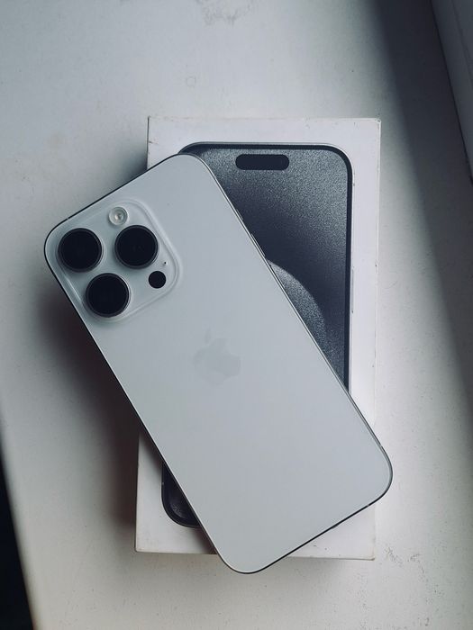 iPhone 15 pro 128 gb