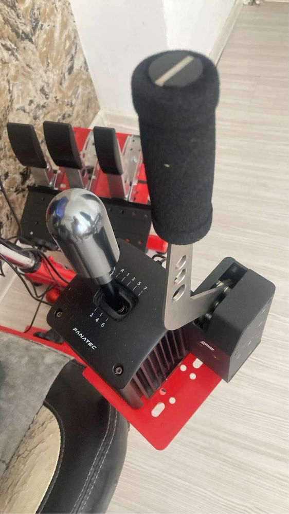 Продавам Fanatec CSL DD (8Nm),цял сет!!!