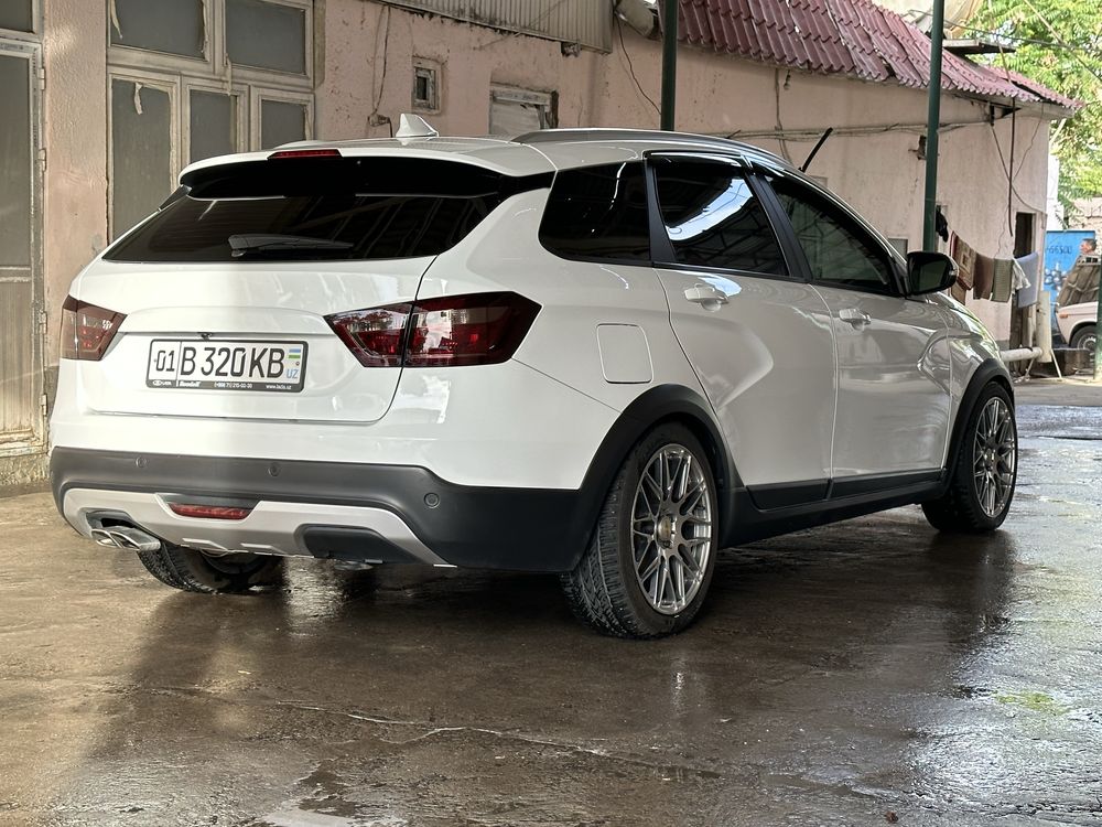 Lada Vesta Sw Cross Cvt