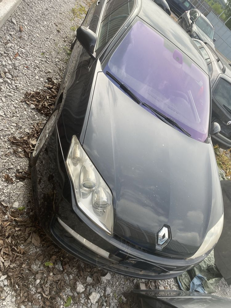 Renault Laguna 2.0DCI на Части