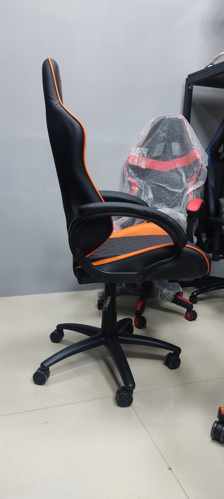 Компьютерные игровые кресла модель Fusion