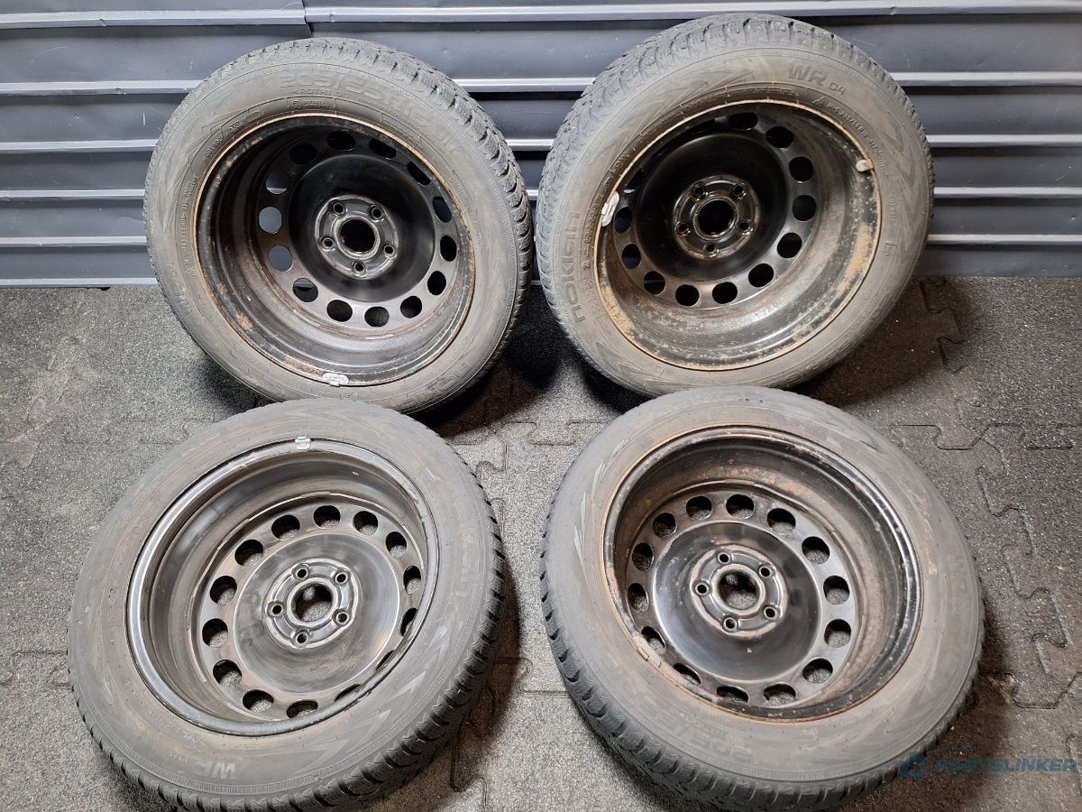 Jante tabla cu cauciucuri iarna Nokian R16 5x112 SKODA OCTAVIA3 2012 - 2020 r16  ET46 5Q0601027AK/AL
