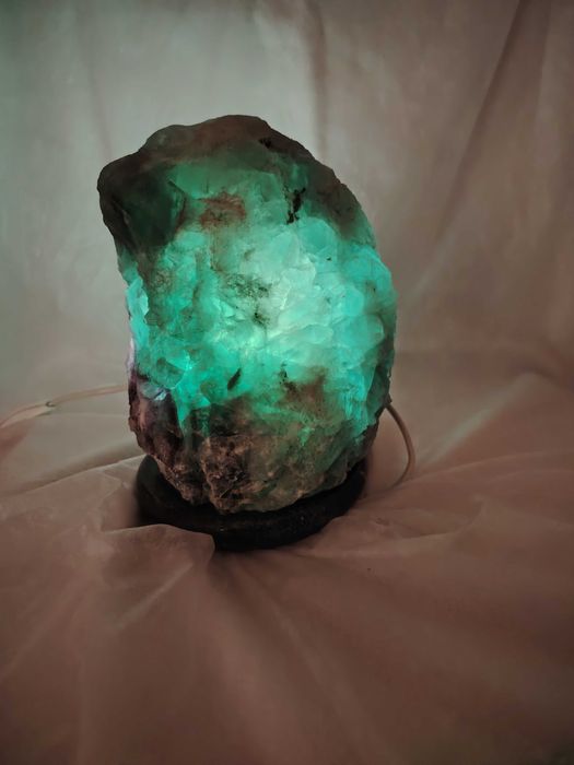 Lampa mare de Fluorina, decor, cristaloterapie, purificare energetica