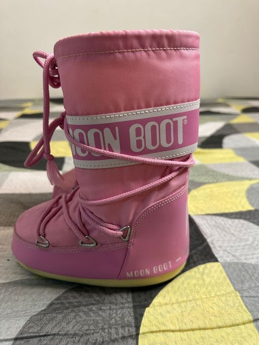 Moon boot de vanzare