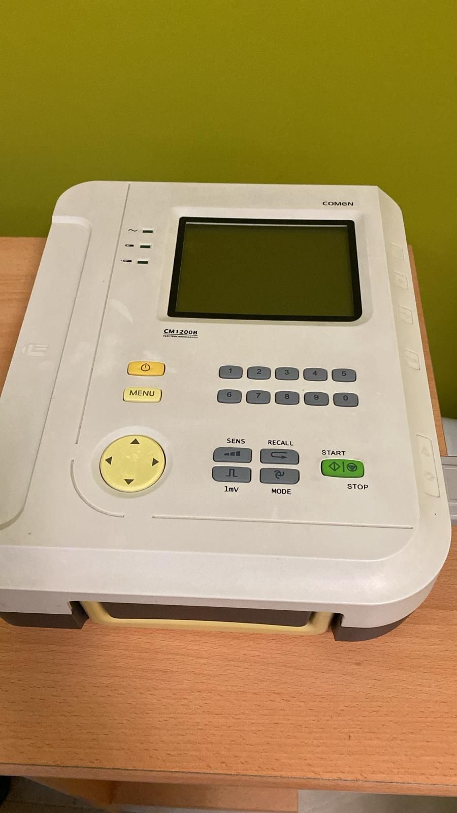 Electrocardiograf