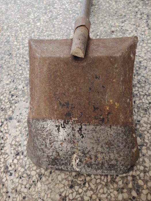 Импулсна лазерна почистваща машина 300 W . Куфар.