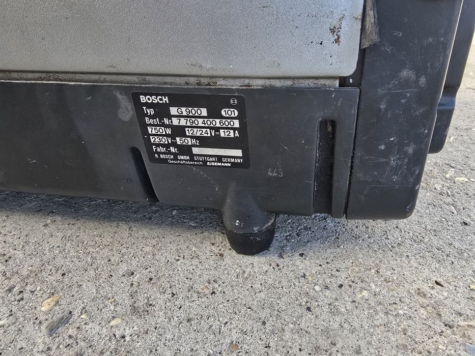 Generator Bosch G900 101
