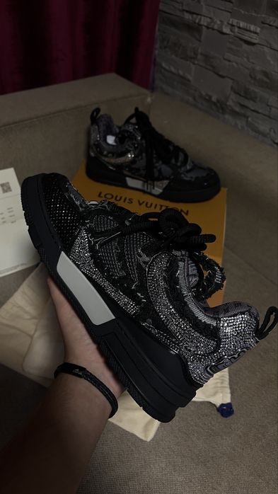 Louis Vuitton Skate crystals