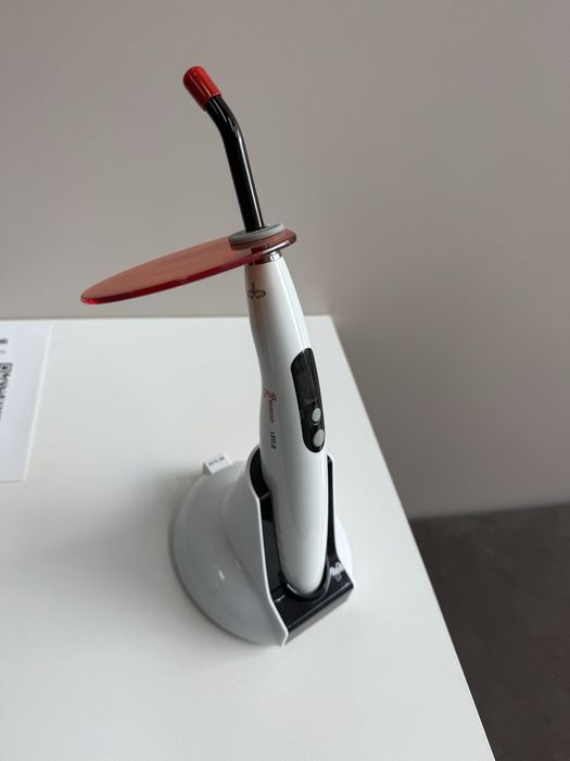 Woodpecker стоматологическая лампа