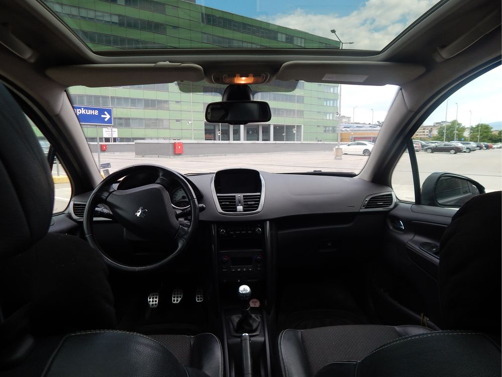 Peugeot 207 2006г 1.6 Турбо