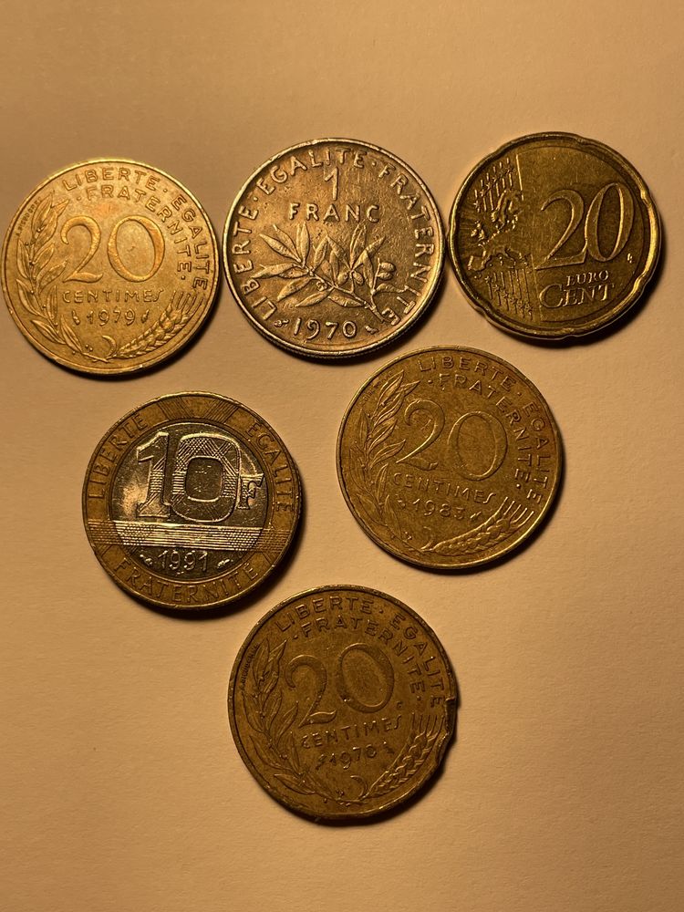 Vând monede Franța