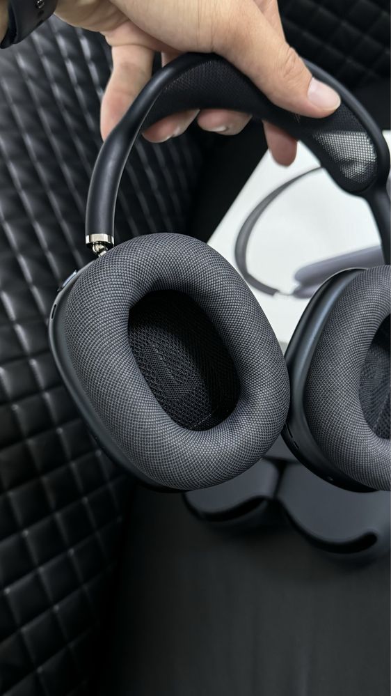 AirPods Max 2 почти новый