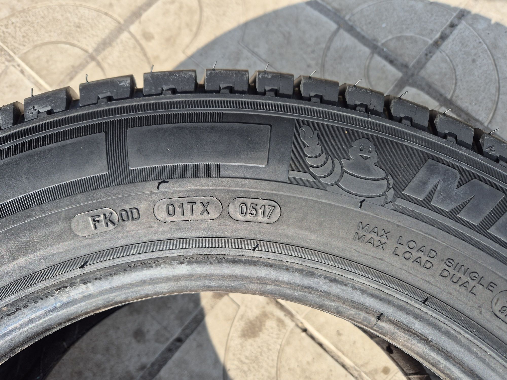 1бр.лятна бусова гума 215/65/16 C 8PR.Michelin Agilis  Нова