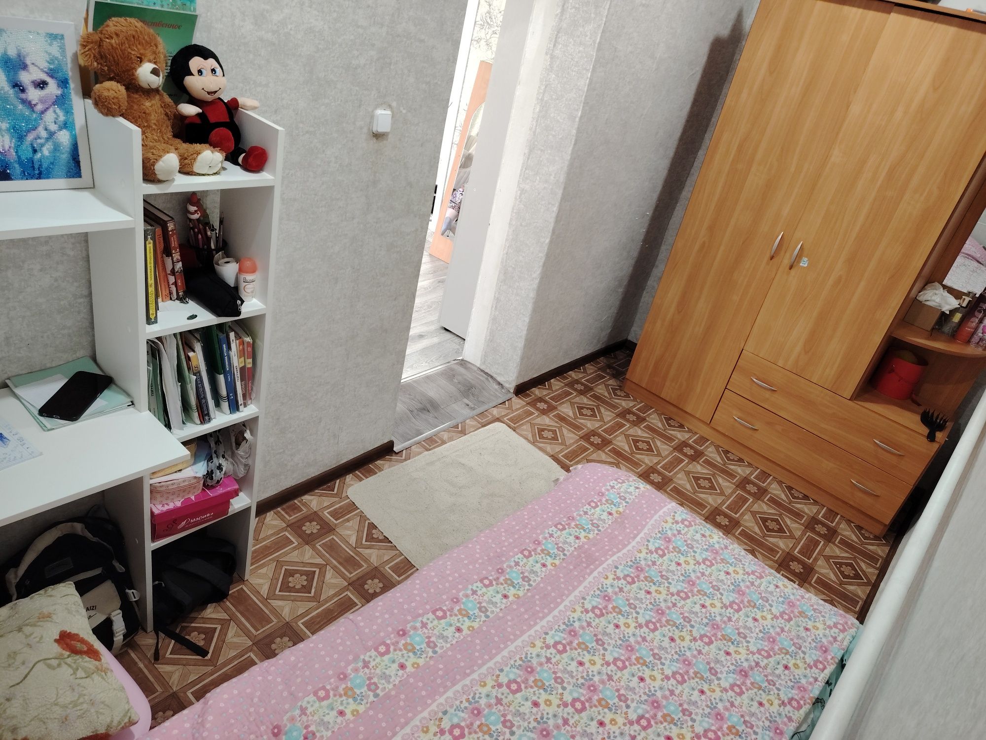 Продаём дом с мебель в п. Переметном.