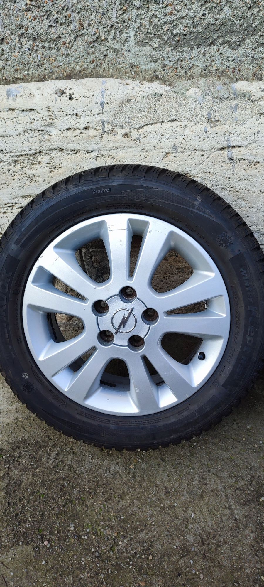 Set 4 jante aliaj Opel Astra H.  Set cauciucuri de iarnă 205/55R16