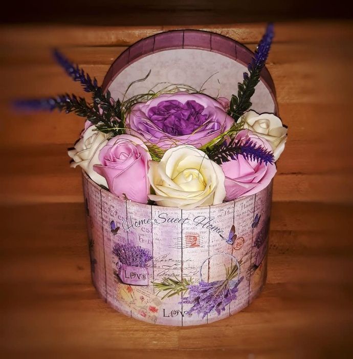 aranjament flori de sapun