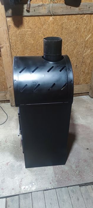 Vând Soba/Șemineu cu ușa din geam