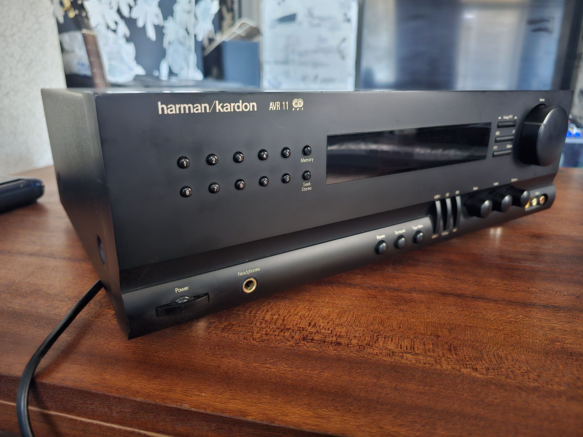 Стеро Ресивър harman kardon AVR 11