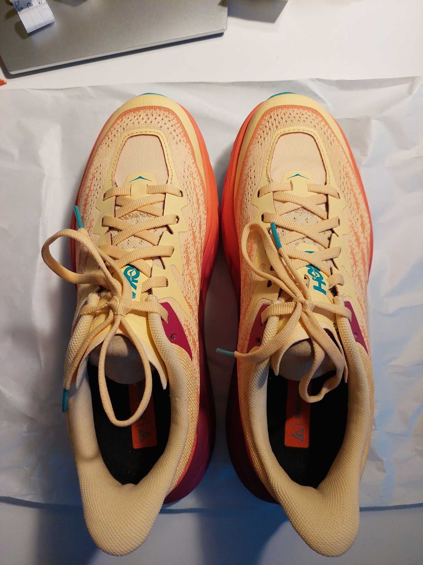 НАМАЛЕНИЕ Маратонки за бягане HOKA Speedgoat 5, номер 40