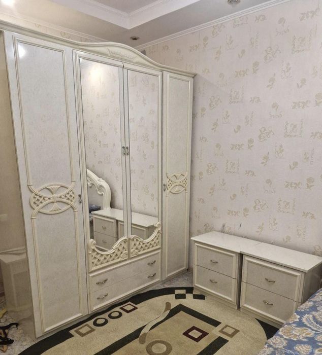 Продам шкаф с тумбо