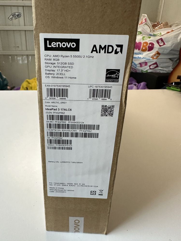 Laptop Lenovo IdeaPad 17 inch. Model 2023